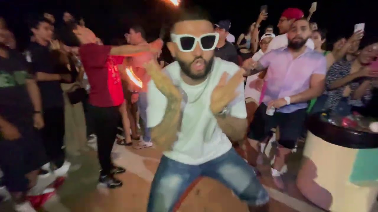 CUBETAS - Elegance Torres (Video oficial)