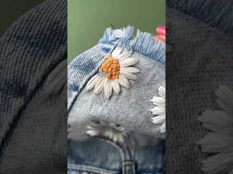 گلدوزی بابونه روی شلوارک لی نبینی از دستت رفته