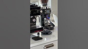 Mahlkönig E65S GbW paired with La Marzocco Linea Mini and Brew By Weight scale = chef’s kiss