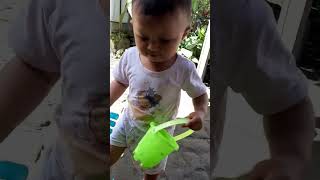 anak kecil main pasir #viral #shorts #anakanak