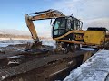 Замена поворотного круга на экскаваторе JCB200