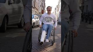 Thumbnail for Rolstoeltikkertje 😂 Snap jij hem? 🤔