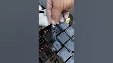 الحل لمشكلة انطفاء انوار كرايسلر بدل لها فيوزات أصلية 