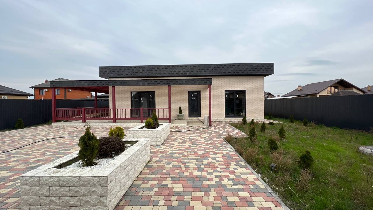 Готовый дом в Кропоткина бассейн Готовый дом в Кропоткина бассейн