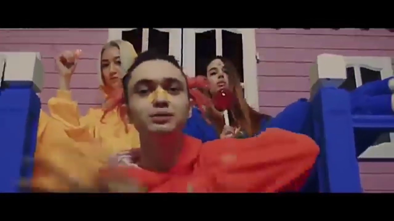 барби фильм 2023 марго робби. Gone fludd barbie текст. Gone fludd барби. сети gone fludd актриса. Fludd барби герл.