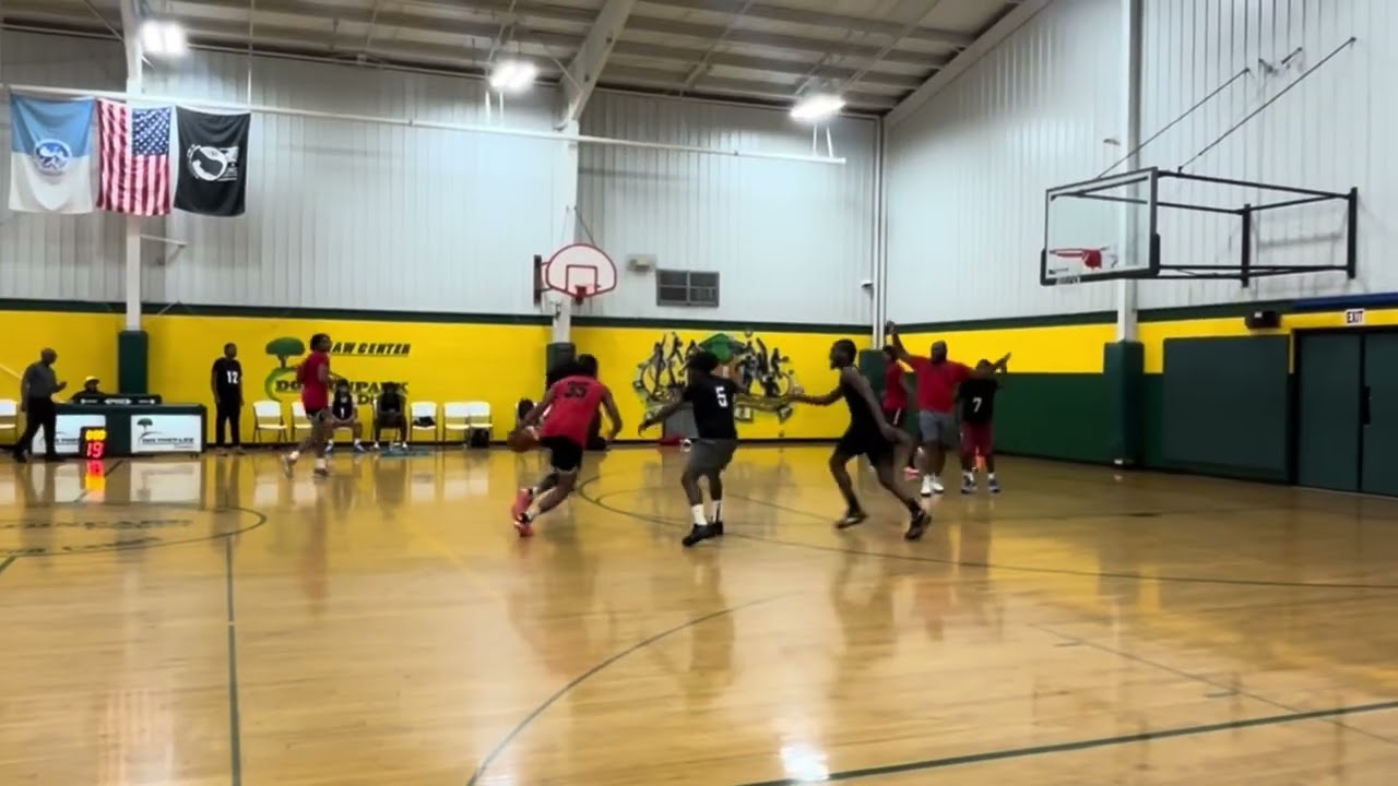 Evan Jackson 6’8” (Pitt State) Dolton Pro-Am Summer 2025. **32 Pts 11 Rebounds**