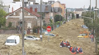 2 Devastating Minutes in France! Storms and floods submerge Calvados