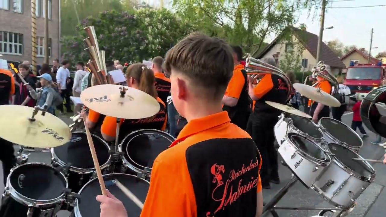 Hexenfeuer in Unterheinsdorf 🔥