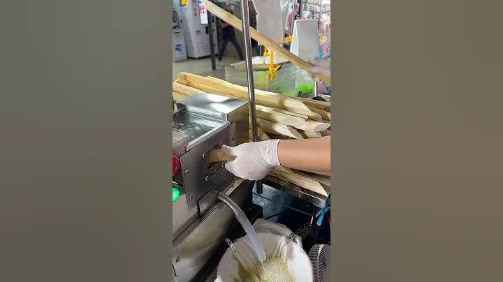100% fresh  sugar cane juice -The process of making sugar cane juice #streetfood #drink #short