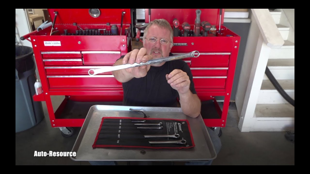 Everyone working on cars needs these tools YouTube