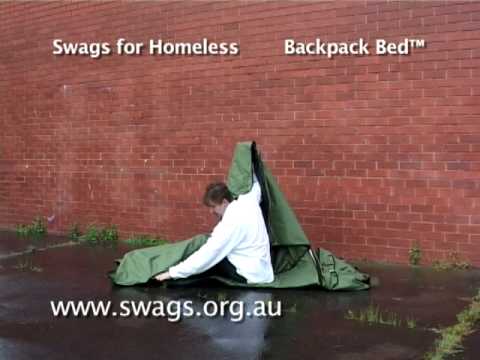 backpack bed open close