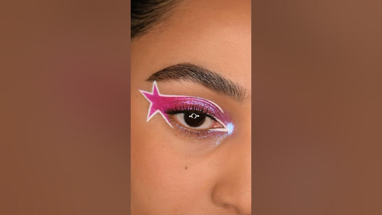 Graphic Liner Is Taking Over Our Feeds, So Here's How To Achieve