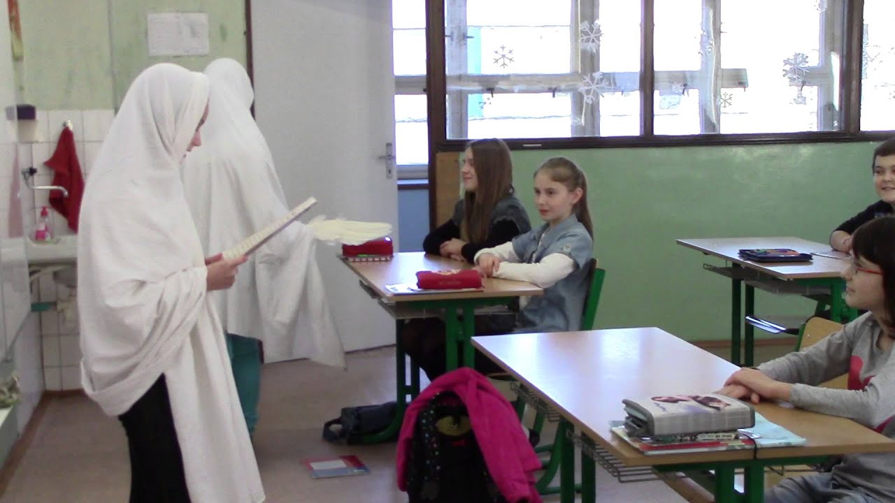 Vymetanie kútov - svätá Lucia