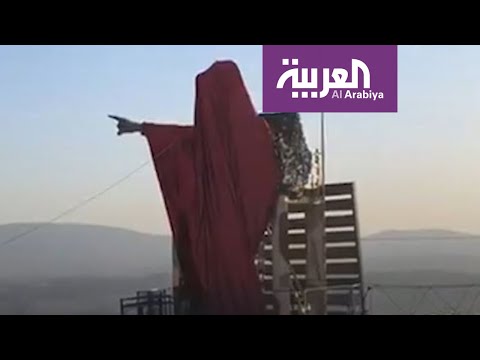 تمثال لسليماني في مارون الراس يثير غضب الشارع اللبناني