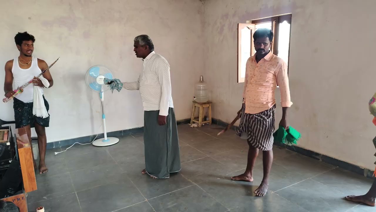 ದುಷ್ಯಶನ ಧರ್ಮಜ ಸಭಾ ಸನ್ನಿವೇಶ ದುಷ್ಯಸನ ಕಾಳಗ ಬಯಲಾಟ ತಾಲೀಮು ಕೊಂಚಿಗೇರಿ ಗ್ರಾಮದಲ್ಲಿ 