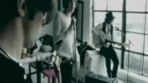 Always where i need to be-The kooks video oficial.