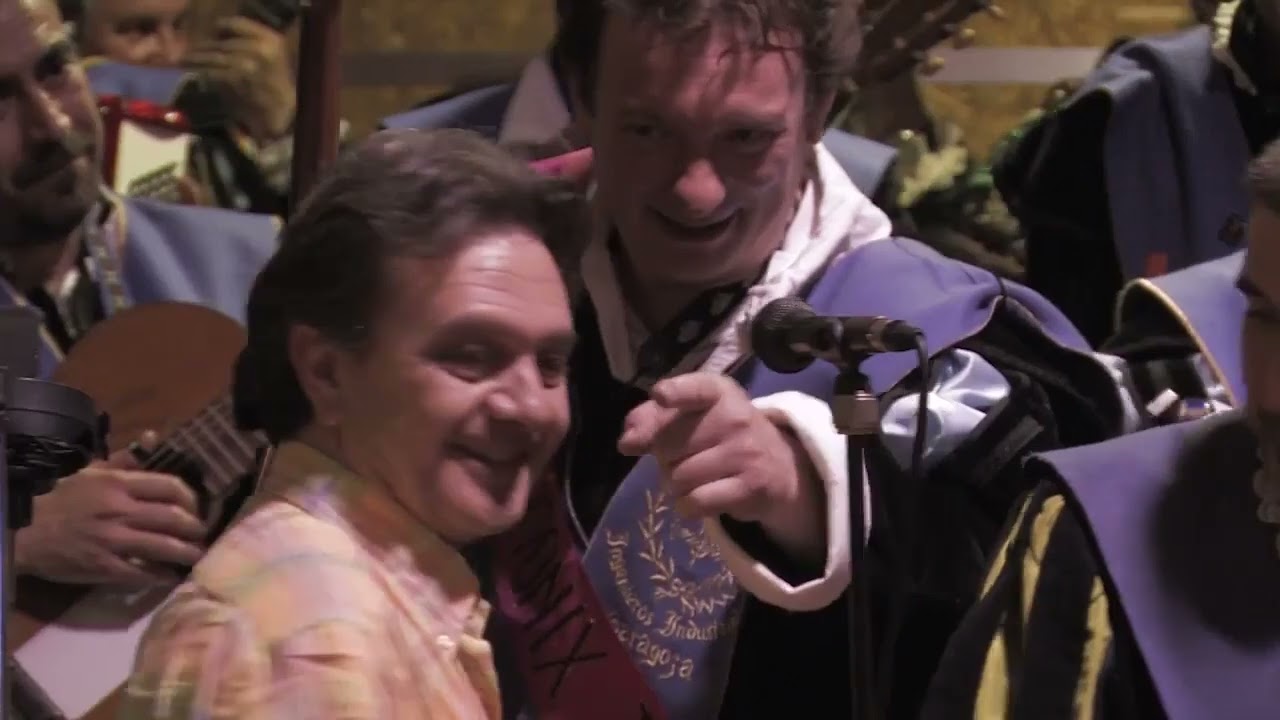 09 Gigantes y Cabezudos