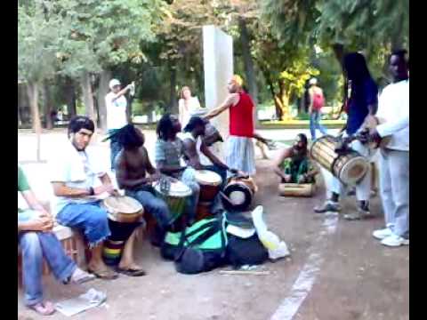 Musica Africana en Retiro Madrid-BG klip