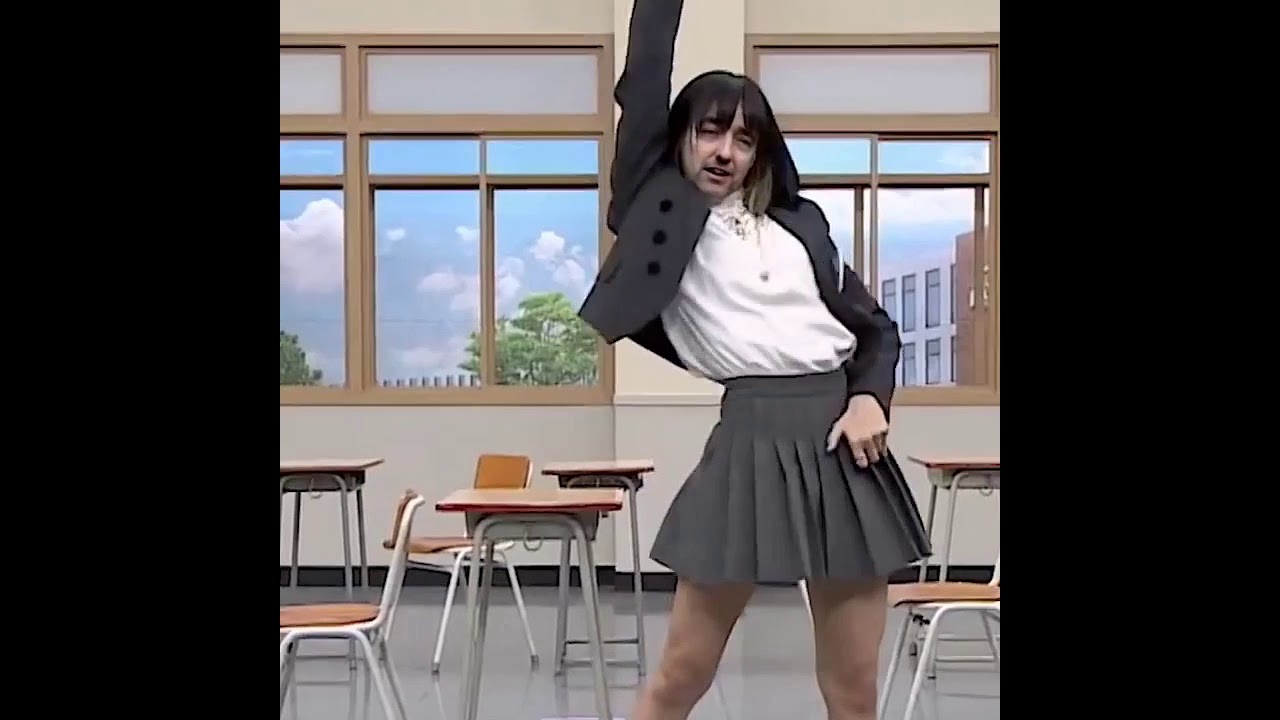 Performs Lisa's Crab Dance YouTube