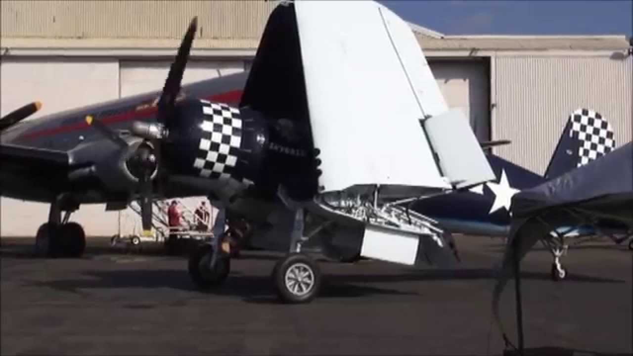 Wings & Wheels 2014 - Warbirds & Cool Cars