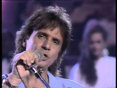 Roberto Carlos - La Primera Vez - YouTube