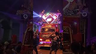 Armada Baru Toples  Glowing