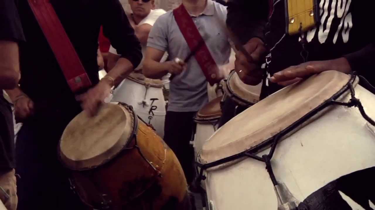 SEÑOR, UN CANDOMBE !