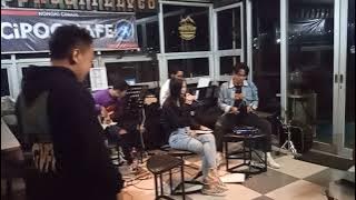 DRAFF Band