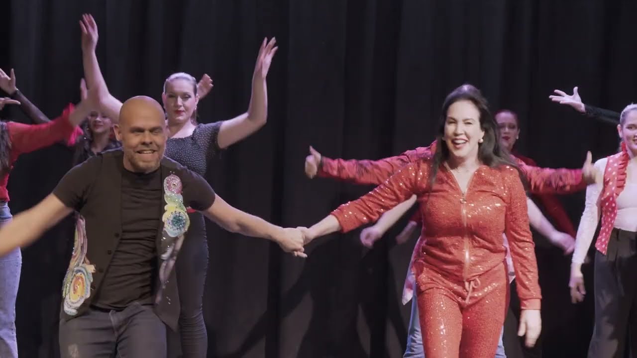 Macarena Fusion - Academia Adagio y Bulería - Invitada Diana Patricia La Macarena del Mundo