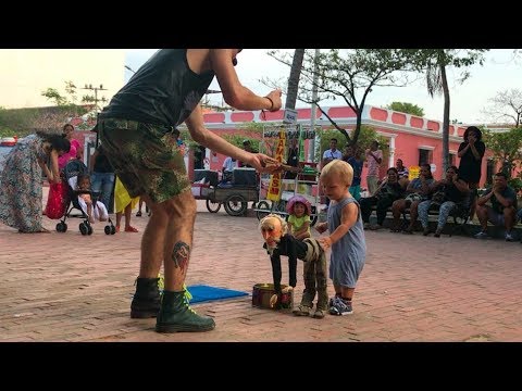 DANCE BATTLE in Colombia: BABY Max vs. STREET ARTIST!!! Look at these moves!