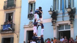 3 de 8  - Castellers de la Vila de Gràcia @ Festes de Gràcia 2011