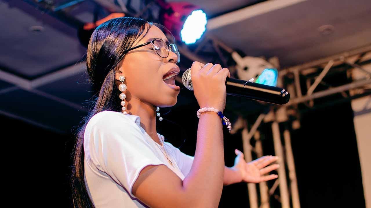 Marlise Eva - Meddley Adoration by Blg platform  (live recording concert) 4k