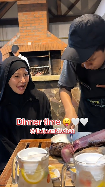 Waktu nya Makan Malam 🤤 #raelilblack #nurayistiqbal