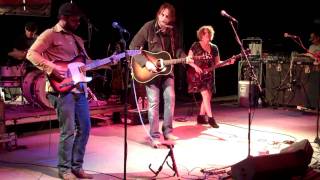 Hayes Carll - Hard Out Here chords