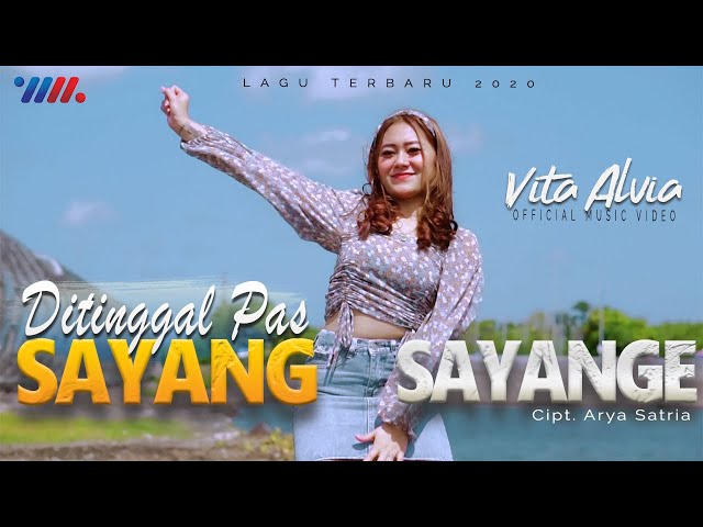 VITA ALVIA - Ditinggal Pas Sayang Sayange (Official Music Video) | DJ SLOW FULL BASS class=