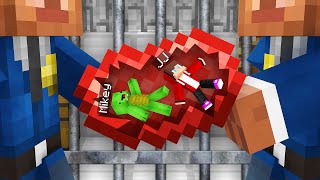 TINY Mikey and JJ Escaped From Prison as FOOD in Minecraft (Maizen)