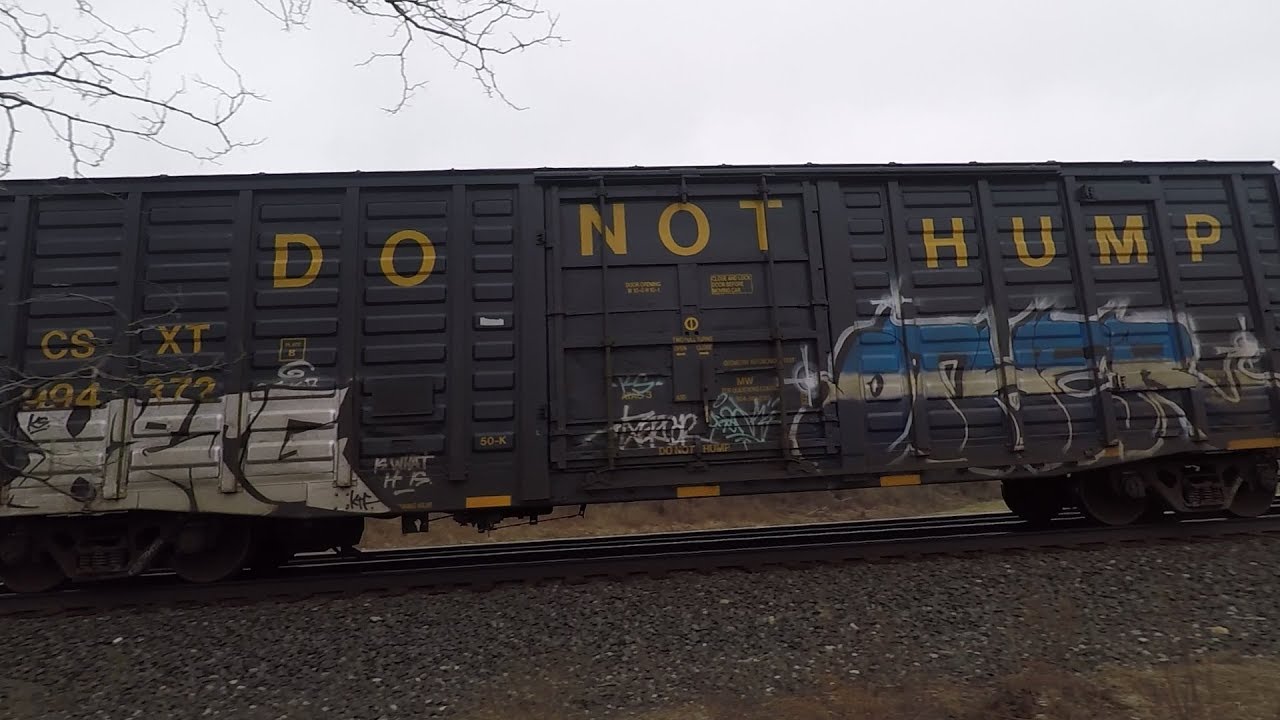 Rare CSX Geometry Boxcar on Q004 Intermodal Train YouTube