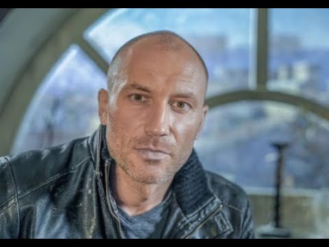 Video: Konstantin Soloviev: Biography Thiab Tus Kheej Lub Neej