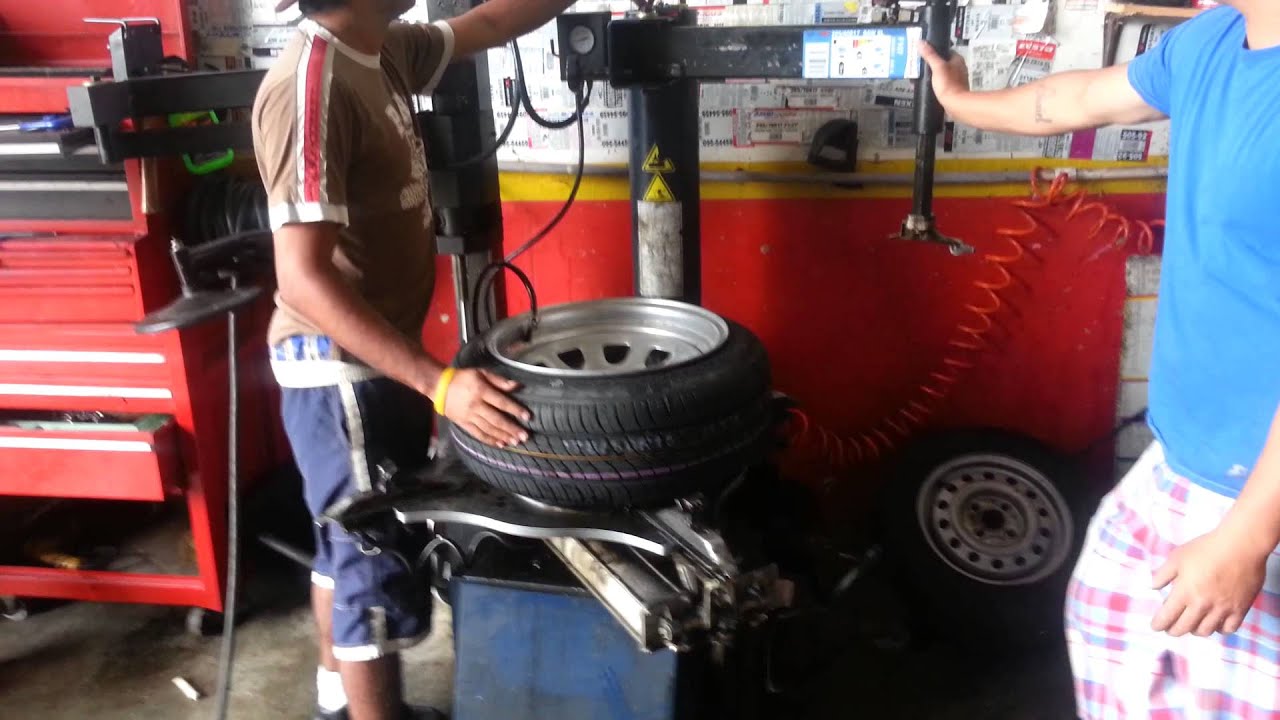 175 50 R15 On A 15x8 Youtube