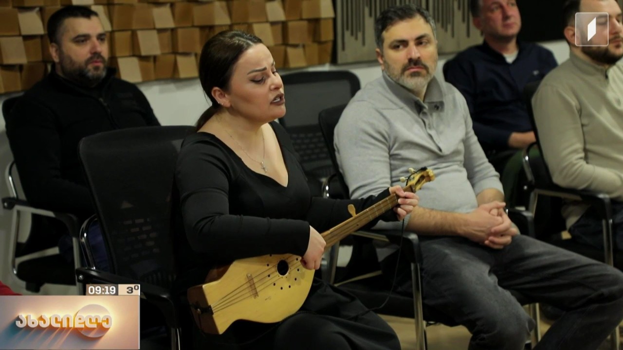 სოფო ქირია უკვე მრავალი წელია, ერთადერთი ქალი მომღერალია ანსამბლ „ერისიონში“