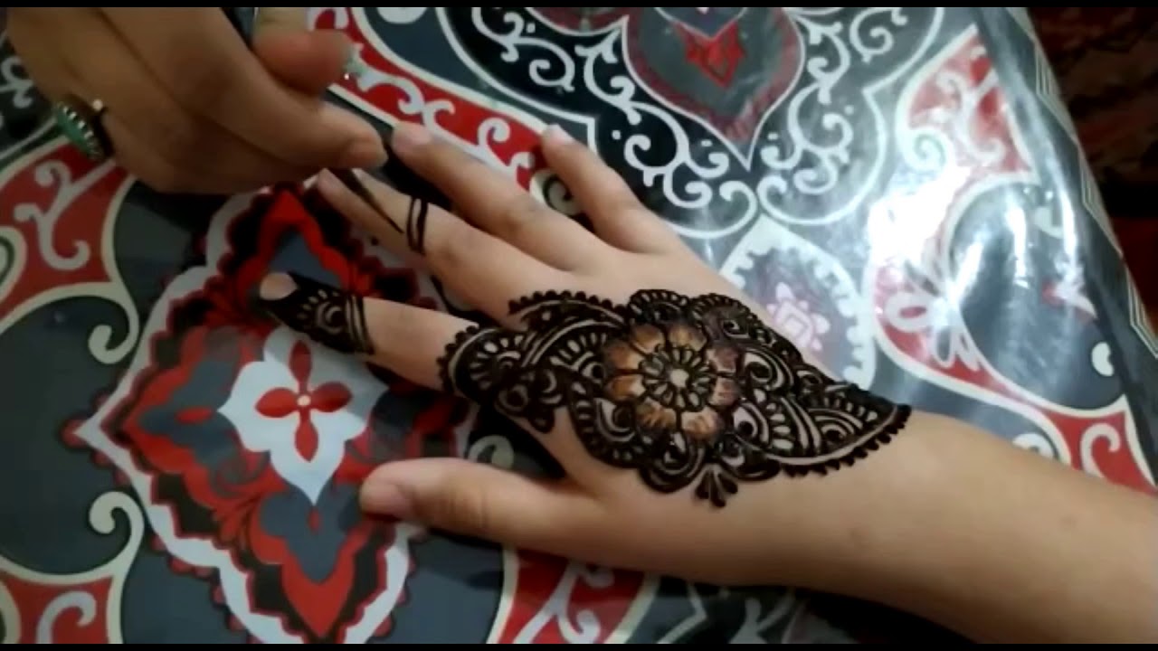 Beautiful and easy back hand Mehndi Design ||Mehndi design for eid and ...