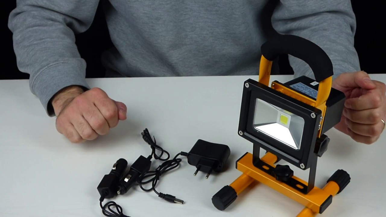 Unboxing FARO LED 10W portatile ricaricabile 800Lm 6000K 