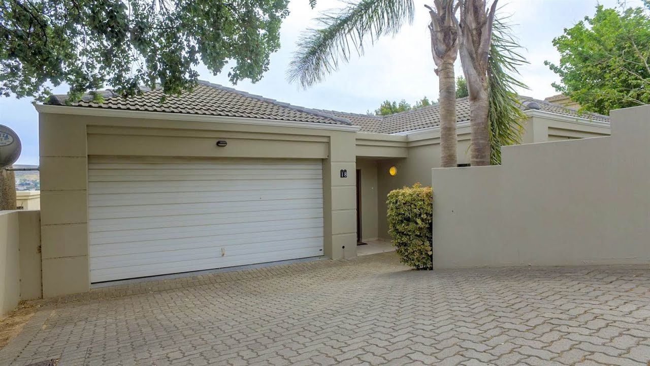 2 Bedroom Townhouse for sale in Western Cape Cape Town Bellville