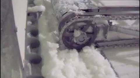 Modular Rake Discharge Screw with Flake Ice | North Star Ice Equipment