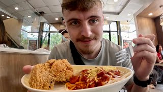 π΅π Trying Jollibee's Famous Jolly Spaghetti for the First Time β Is It Worth the Hype?