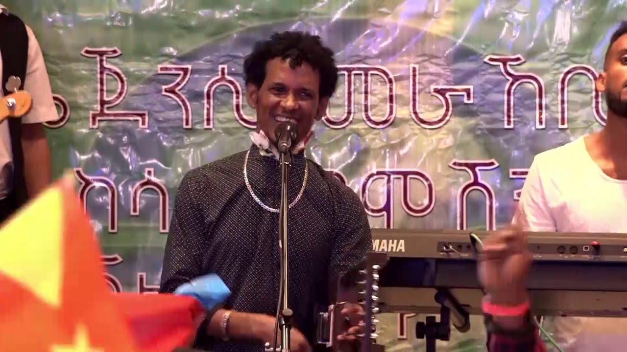 ክፍሎም ይከኣሎ-Kiflom yikealo- ኣለኩ እየ ዝብልየ Live @ Israel -Tel aviv  Ethio -Eritrea
