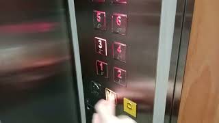 Block 219 Pasir Ris HDB– 2022 SLRP Fujitec ZEXIA HDB Elevator (Lifts A)