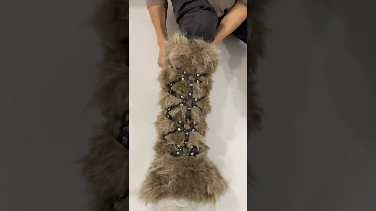 SS2L Punk Leather Strap Fur Leg Warmer 착용법🧦