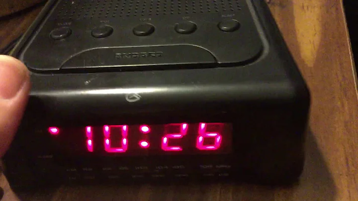 Showing y’all my GPX C208B AM/FM Clock Radio