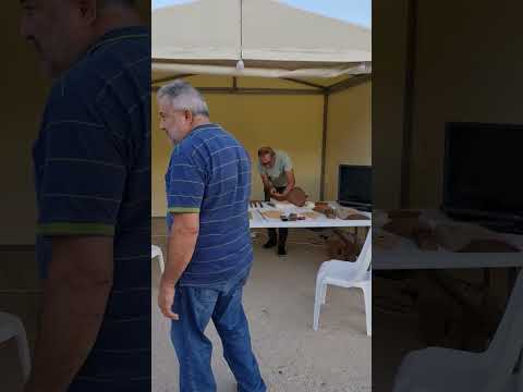 Εδώ, σε αυτό